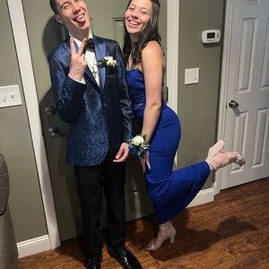 Blue Windsor prom dress